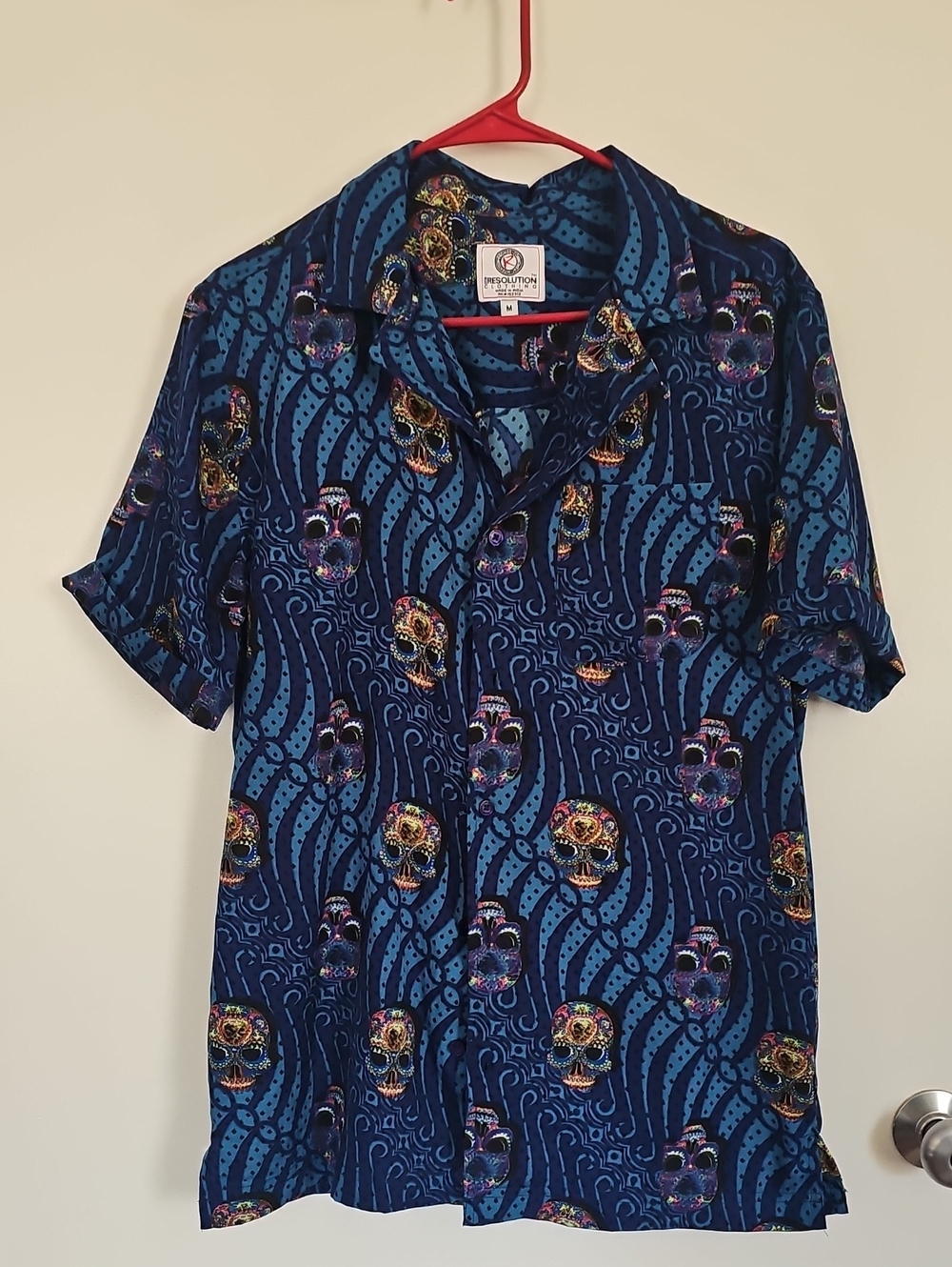 Revolution Men's Dark Blue Skull Print Short-Sleeve Button-Up Shirt